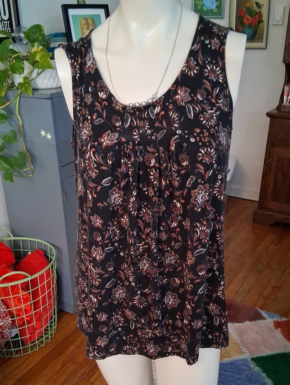 croft & barrow Black Floral Scoop Neck Tank with Brown & Cream Accents